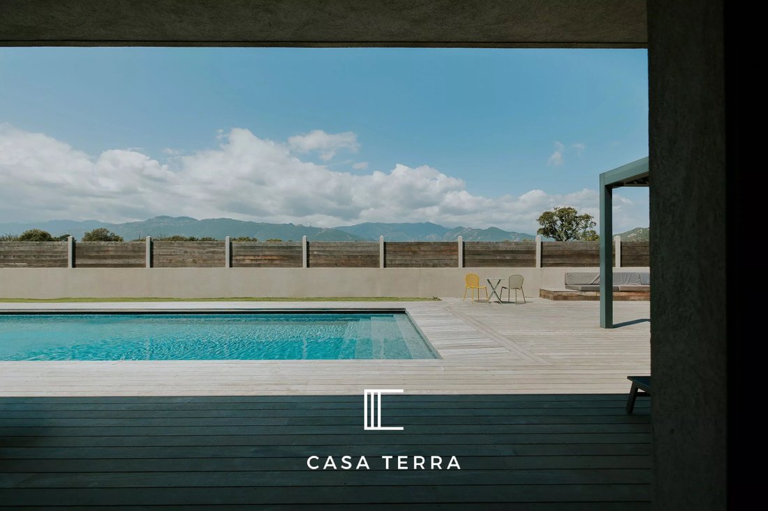 Villa in Lecci, Corsica, France 2 - 17766078