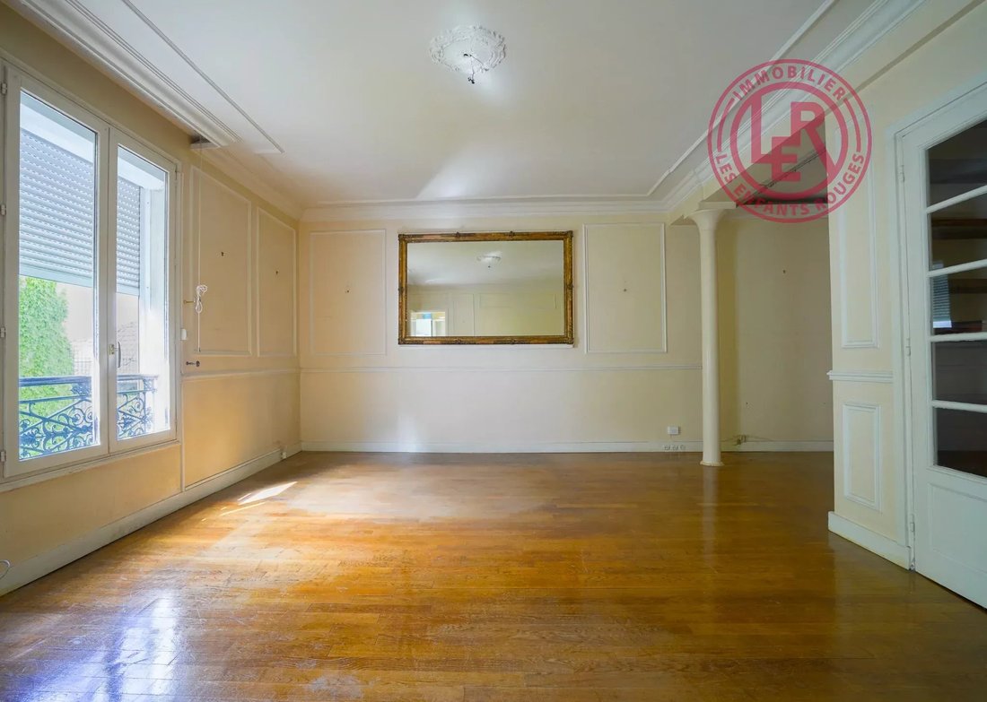 Apartment in Porte Saint Denis-Paradis, Paris 10e Arrondissement, Paris 3 - 17764826