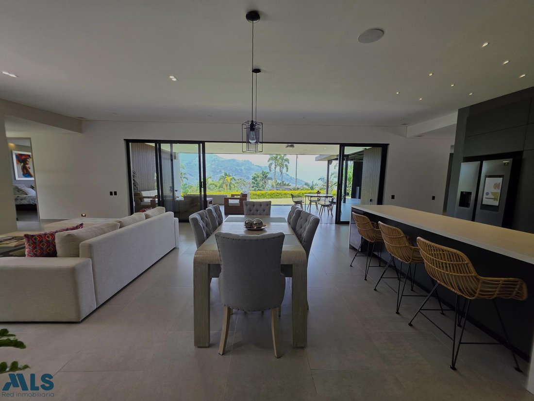 House in Envigado, Antioquia, Colombia 3 - 17767348