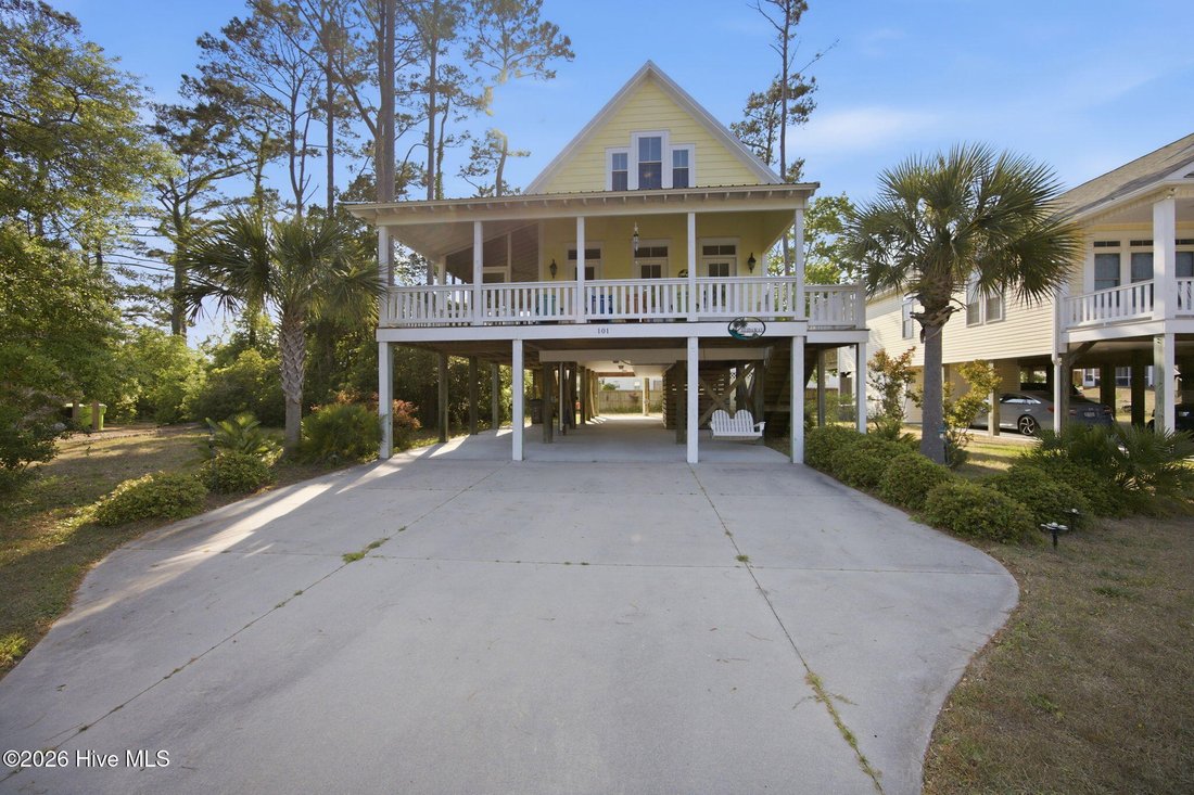 House in Oak Island, North Carolina, United States 2 - 17765821