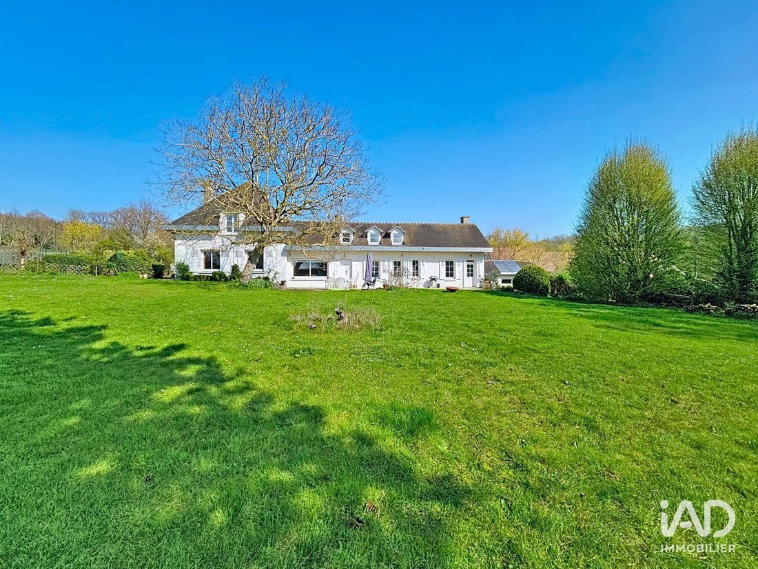 House in Saint-Martin-des-Champs, Ile-de-France, France 1 - 17459929