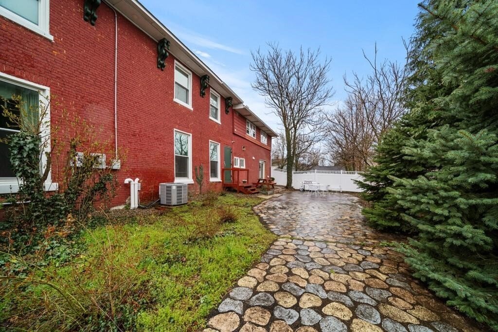 House in North East, Pennsylvania, United States 5 - 17768620