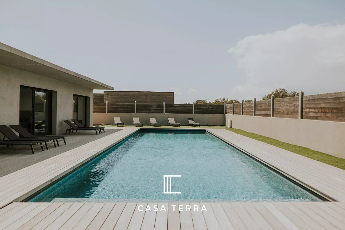 Villa in Lecci, Corsica, France 4 - 17766078