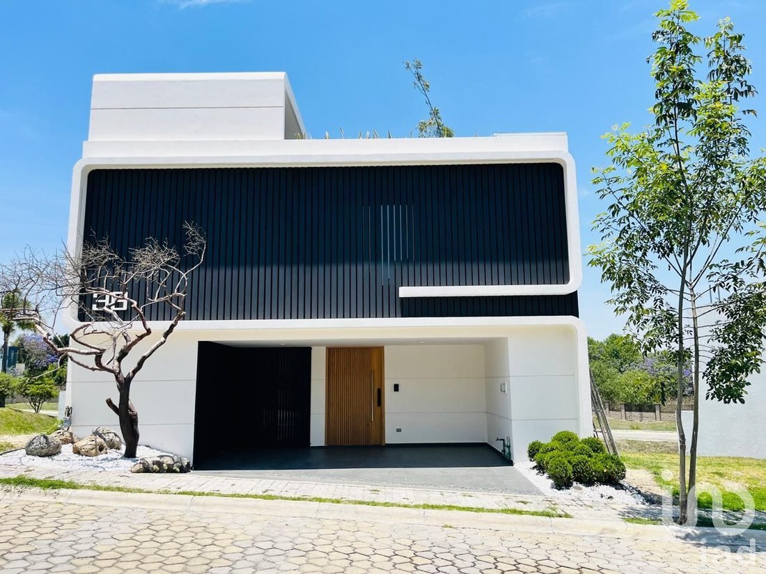 House in Lomas de Angelópolis, Puebla, Mexico 2 - 17768480