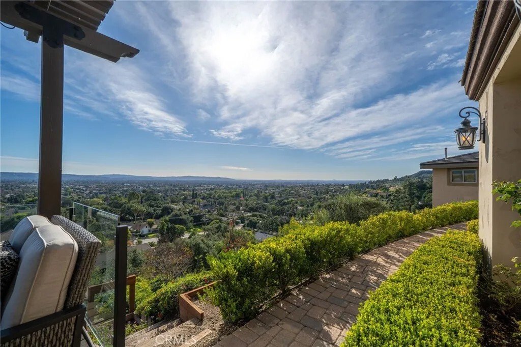 House in Glendora, California, United States 4 - 17347324