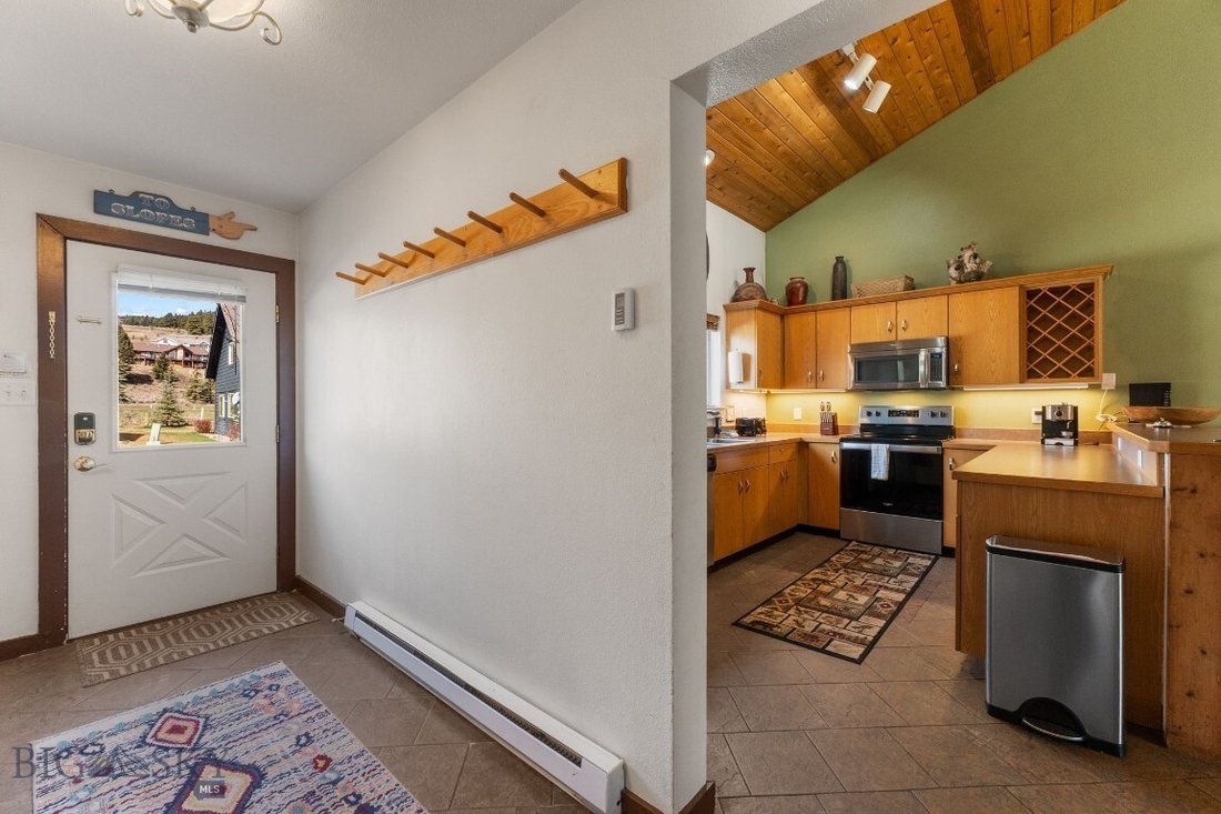Condo in Gallatin Gateway, Montana, United States 5 - 17766026