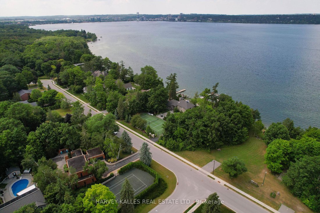 House in Barrie, Ontario, Canada 4 - 17769670