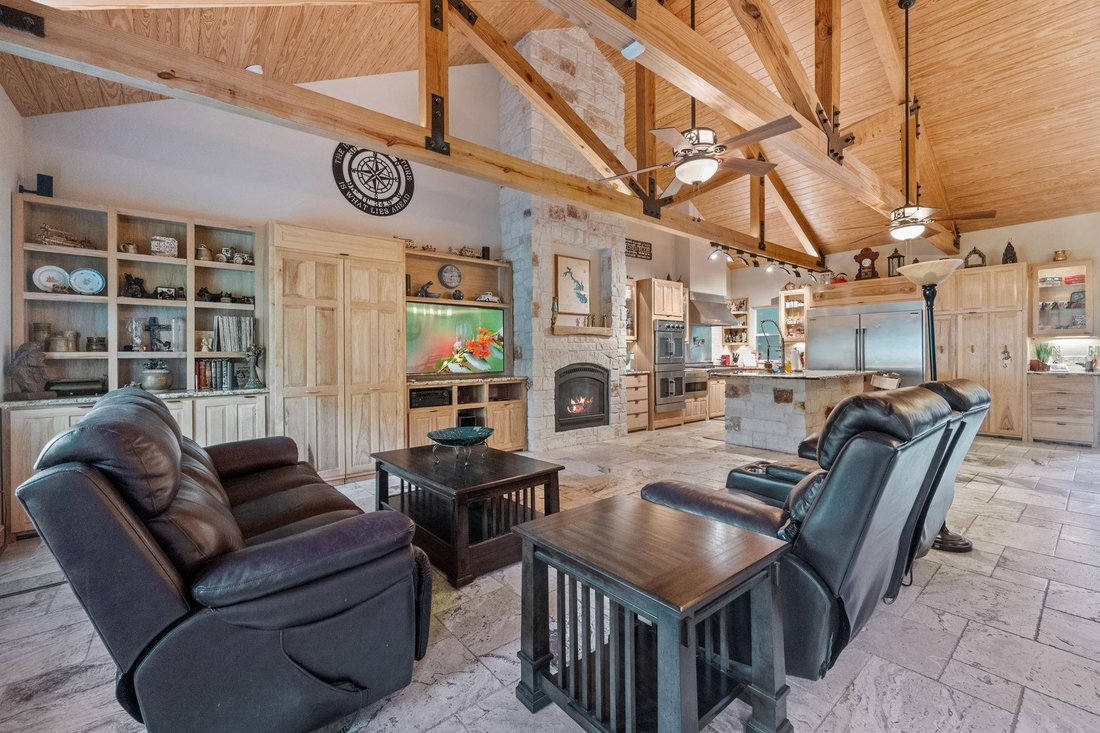 House in Coldspring, Texas, United States 4 - 17764369