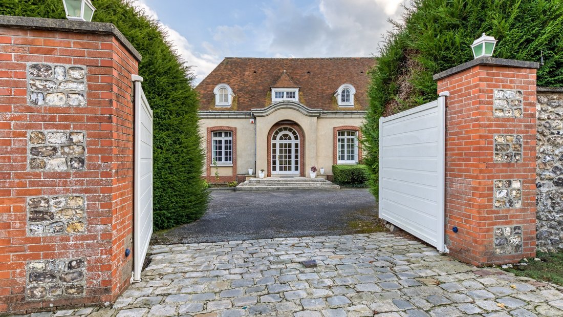 House in Par d'Activités du Talou, Dieppe, France 1 - 16287561