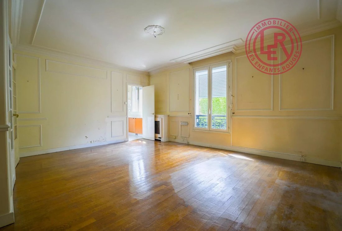 Apartment in Porte Saint Denis-Paradis, Paris 10e Arrondissement, Paris 4 - 17764826