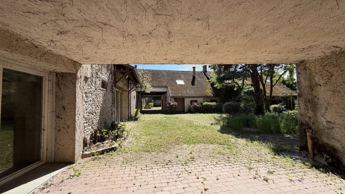 Estate in Egreville, Ile-de-France, France 5 - 17066401