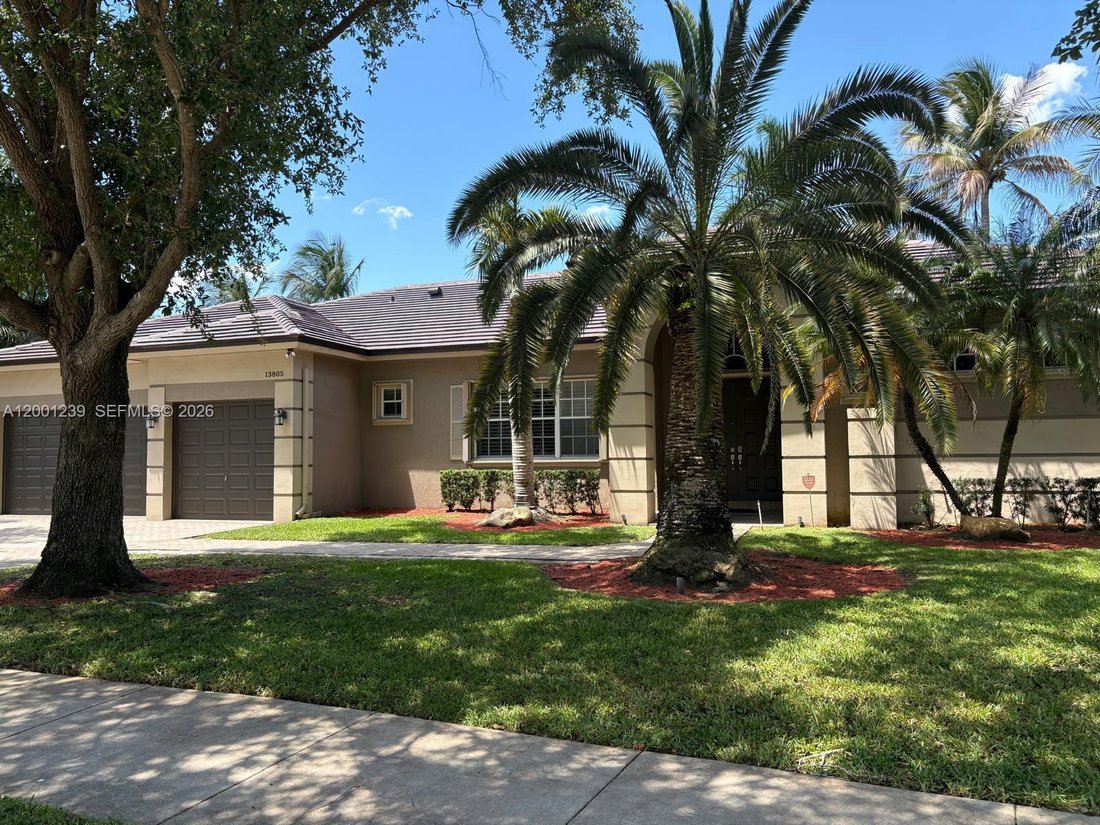 House in Davie, Florida, United States 3 - 17738016