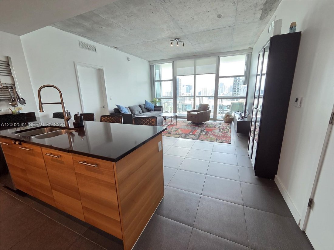 Condo in Miami, Florida, United States 3 - 17765636