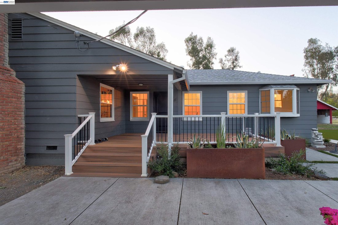 House in Davis, California, United States 2 - 17769173