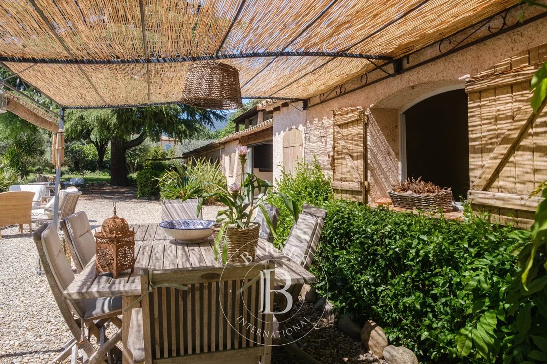 Villa in Le Plan-de-la-Tour, Provence-Alpes-Côte d'Azur, France 3 - 17767521