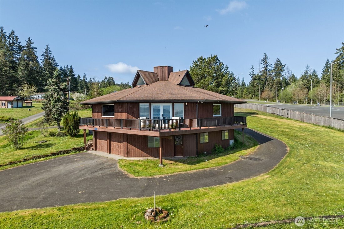 House in Anderson Island, Washington, United States 3 - 17766175