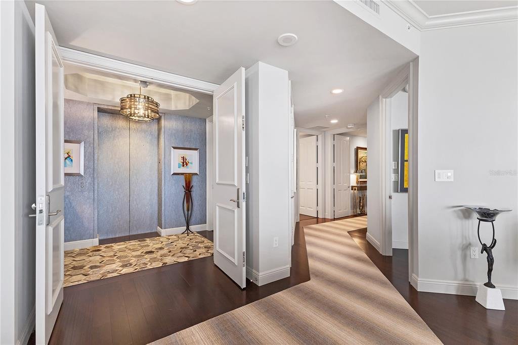 Condo in Sarasota, Florida, United States 4 - 17768449