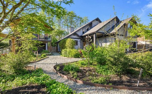 House in Squamish, British Columbia, Canada 1