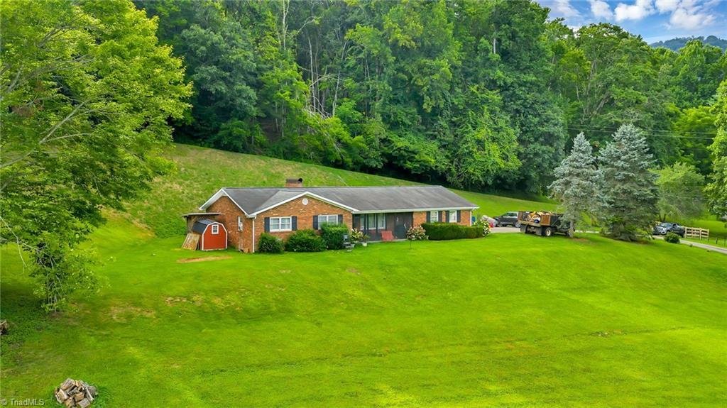 House in Jefferson, North Carolina, United States 2 - 17767222