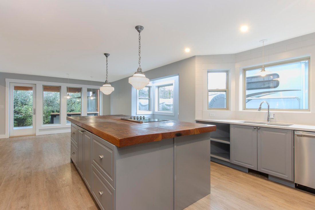 House in Squamish, British Columbia, Canada 4 - 17766053
