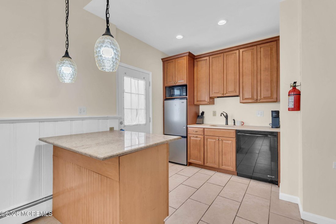 House in Tinton Falls, New Jersey, United States 5 - 17767236