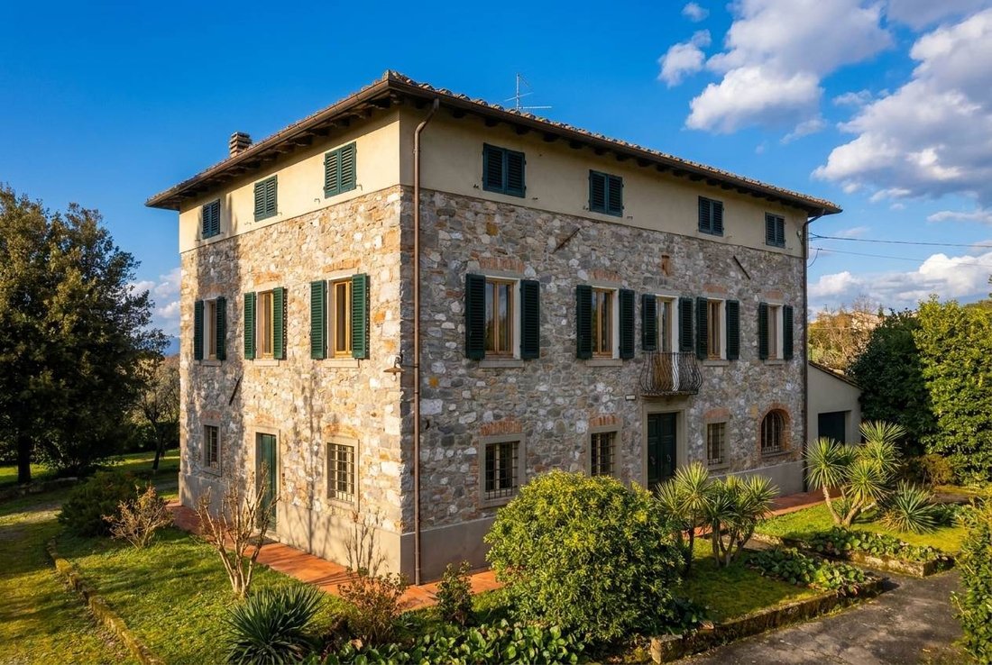 Villa in San Martino in Freddana, Tuscany, Italy 1 - 17270467