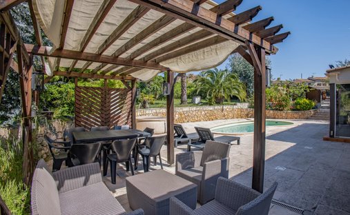Villa in Les Termes, Mandelieu-la-Napoule, France 1