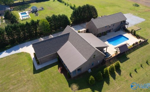 House in Madison, Alabama, United States 1