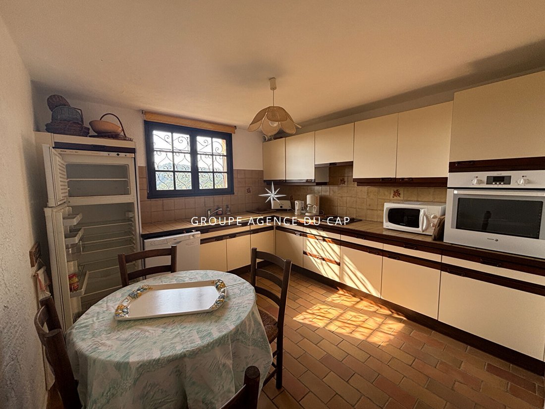 Villa in Les Issambres, Roquebrune-sur-Argens, France 5 - 16969012