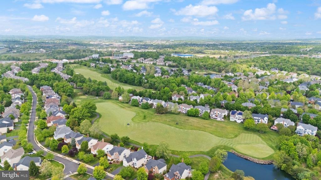 Haus in Ashburn, Virginia, Vereinigte Staaten 2 - 17046604