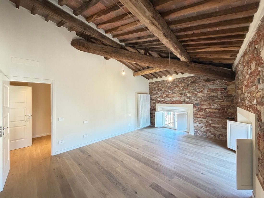 Apartment in Historic Center, Lucca, Tuscany 3 - 17769028
