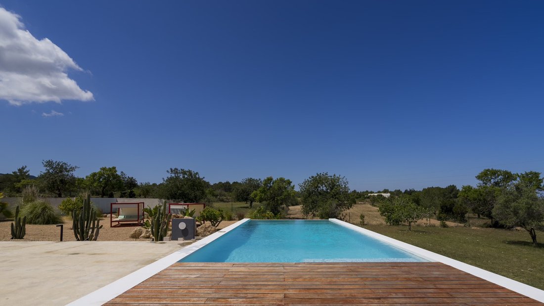 Villa in Sant Antoni de Portmany, Balearic Islands, Spain 1 - 17763141