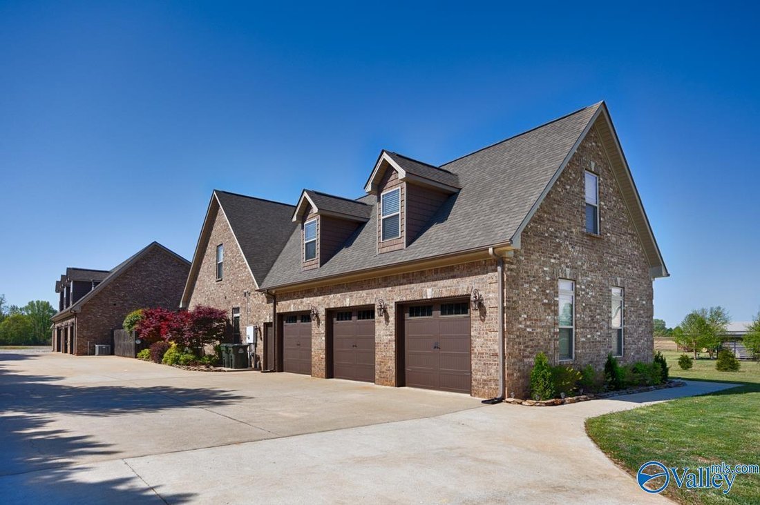 House in Madison, Alabama, United States 2 - 17765693