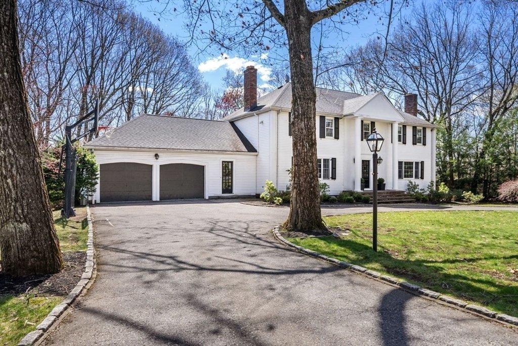 House in Wellesley, Massachusetts, United States 3 - 17769807