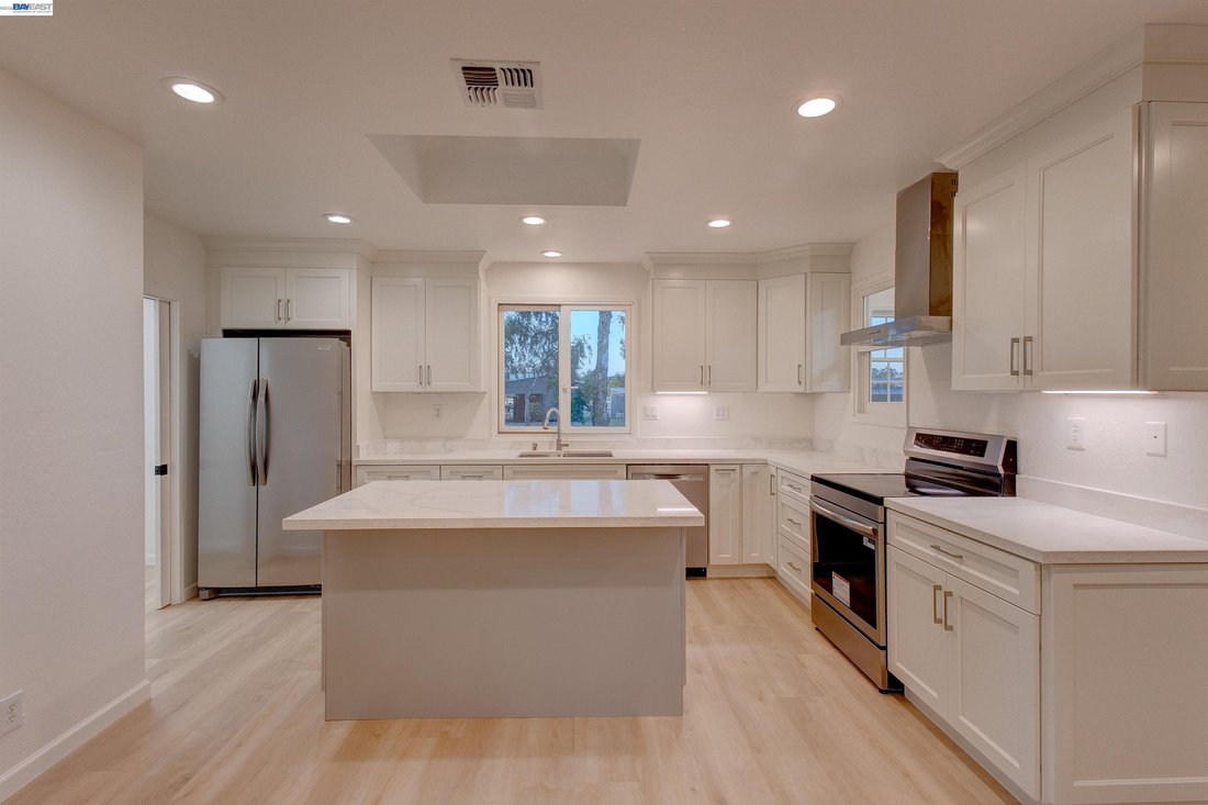 House in Davis, California, United States 5 - 17769173