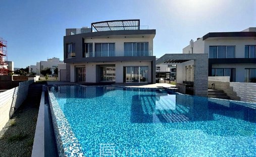 Villa en Yeroskipou, Distrito de Pafos, Chipre 1