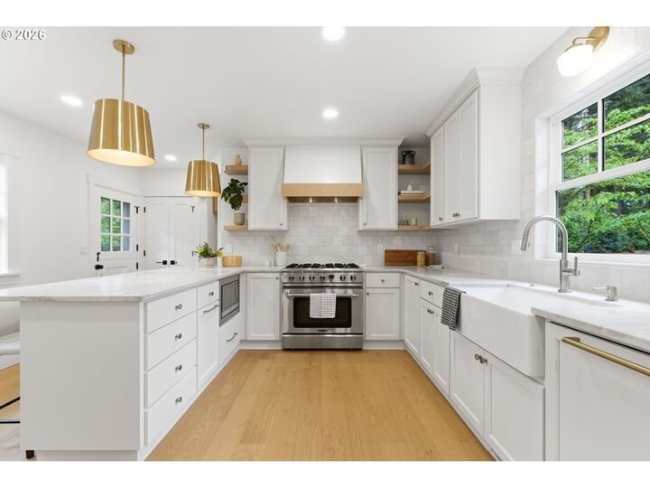 House in Lake Oswego, Oregon, United States 5 - 17766944