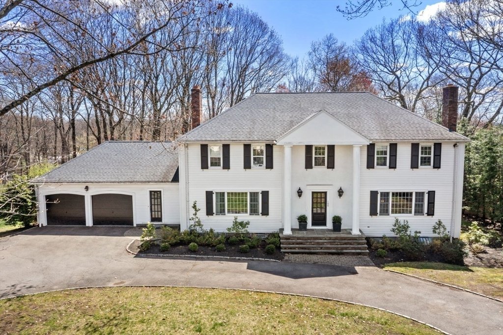 House in Wellesley, Massachusetts, United States 2 - 17769807