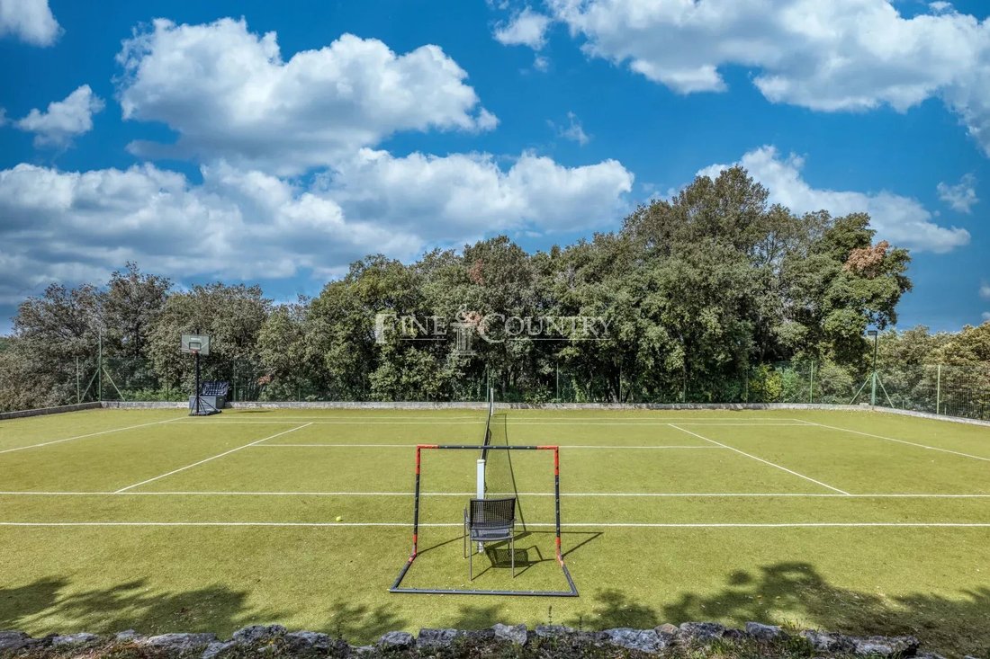 Villa in Valbonne, Provence-Alpes-Côte d'Azur, France 4 - 17769296