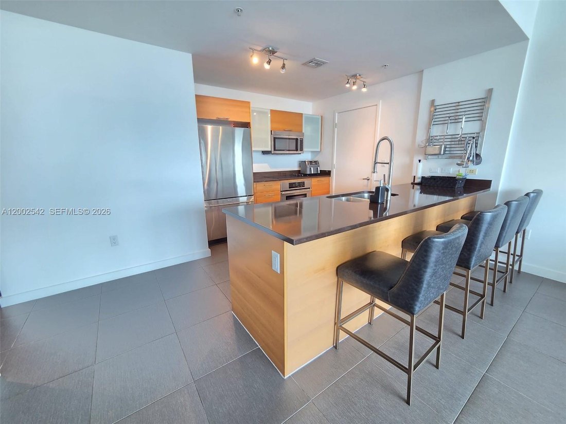 Condo in Miami, Florida, United States 1 - 17765636