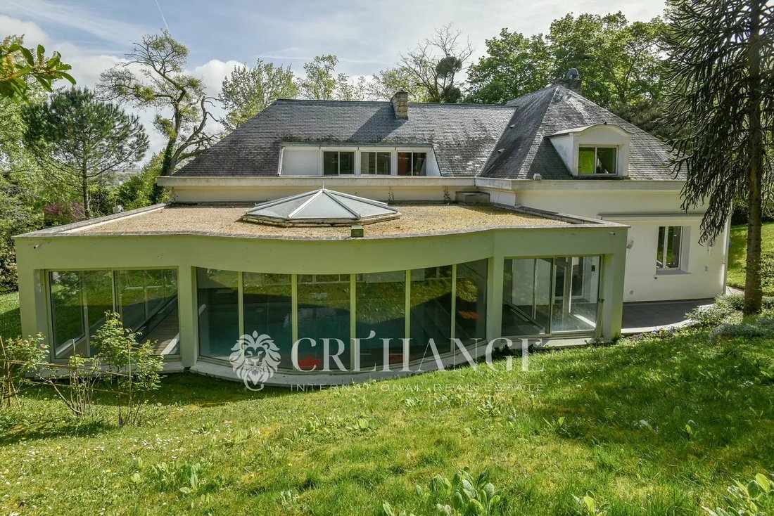 House in Louveciennes, Ile-de-France, France 1 - 17764996