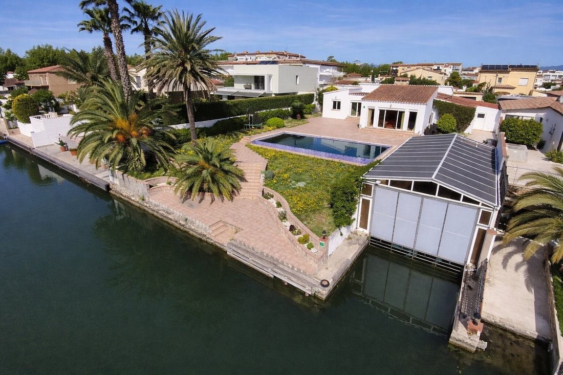 House in Empuriabrava, Catalonia, Spain 5 - 17763079