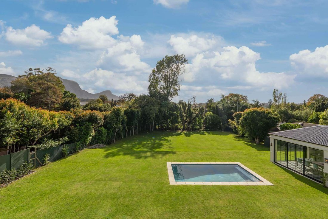 House in Constantia Heights, Cape Town, Western Cape 3 - 17764221