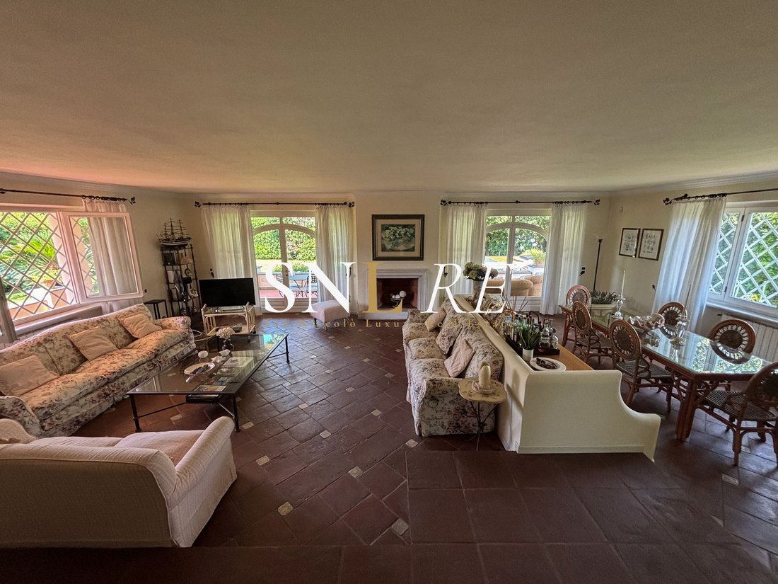 Villa in Center, Forte dei Marmi, Tuscany 3 - 17760072