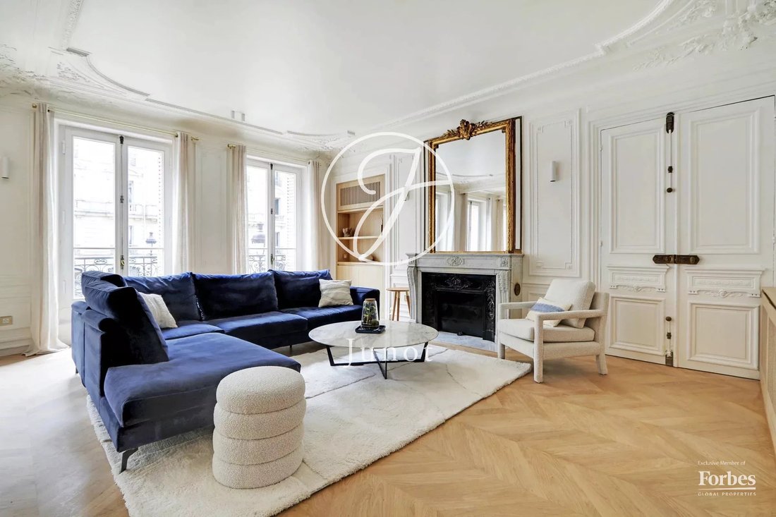 Apartment in Sorbonne, Paris 5e Arrondissement, Paris 4 - 16891999