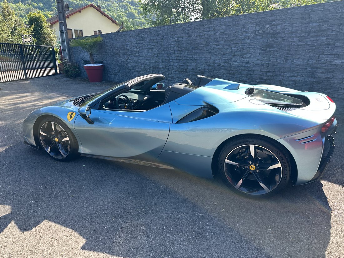 Cabriolet in Beure, France 3 - 17770229