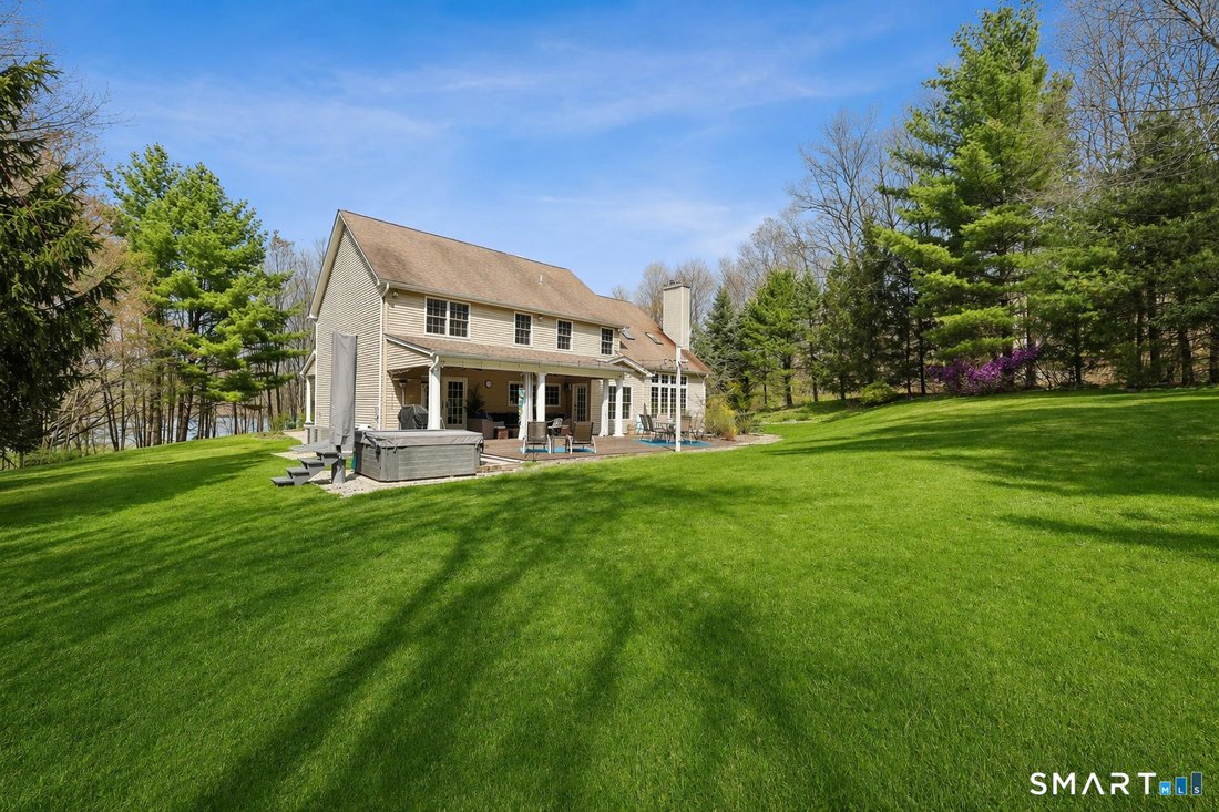 House in Danbury, Connecticut, United States 4 - 17770003
