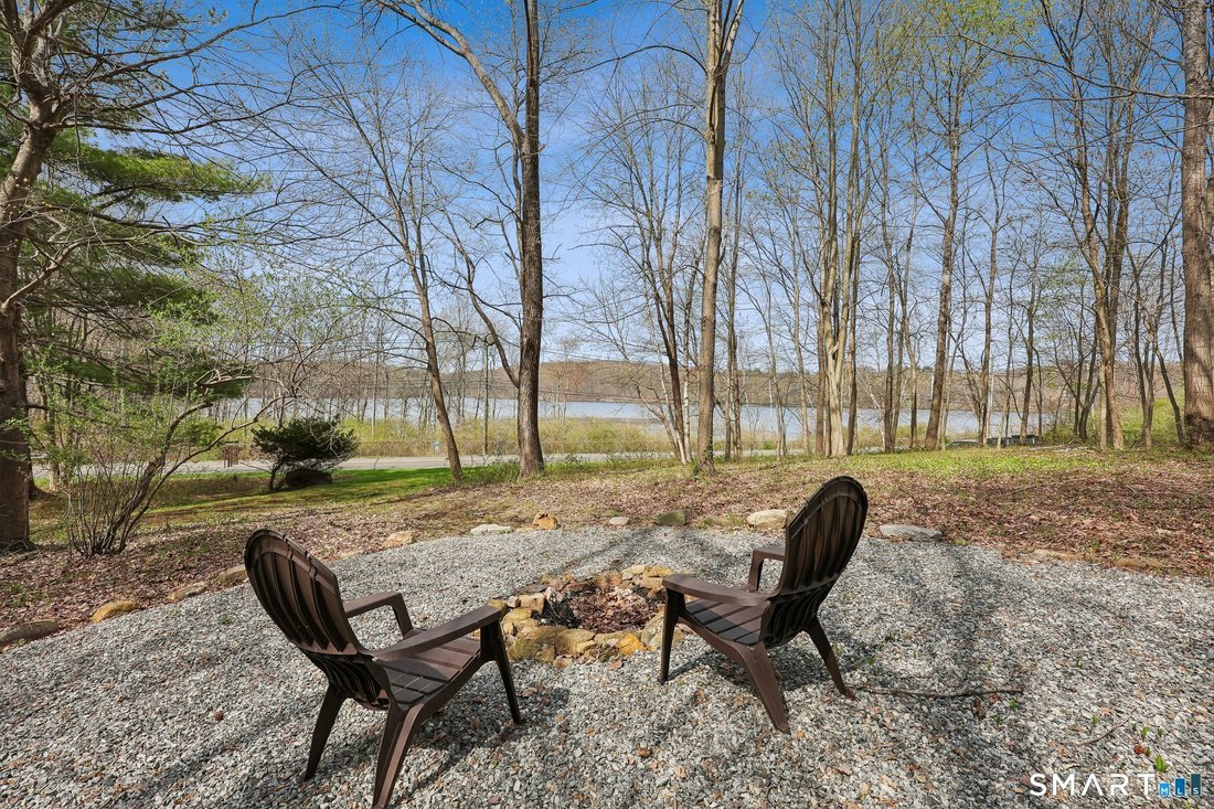 House in Danbury, Connecticut, United States 3 - 17770003