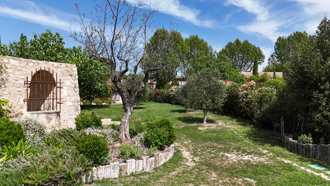 House in Maussane-les-Alpilles, Provence-Alpes-Côte d'Azur, France 3 - 17769862