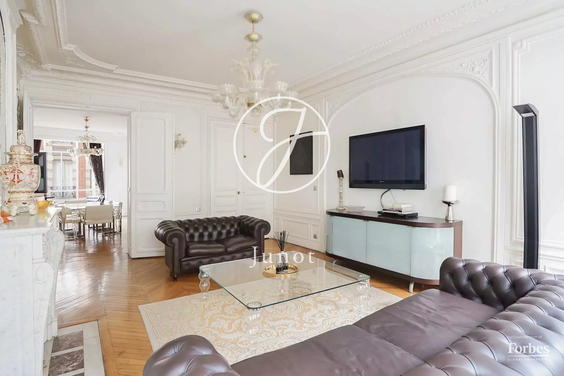 Apartment in Chaillot, Paris 16e Arrondissement, Paris 5 - 16845064